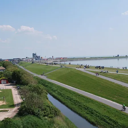 Hochhaus 86 Meerlounge Apartman *